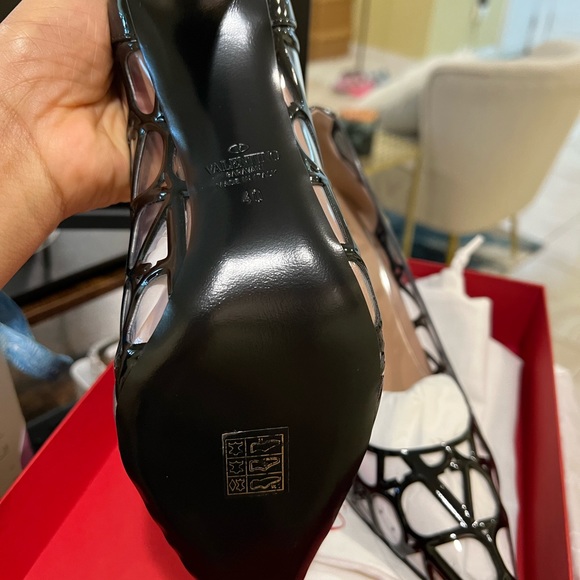 Toile Iconographe Pump in Polymer and Patent Material 90mm - Picture 8 of 9